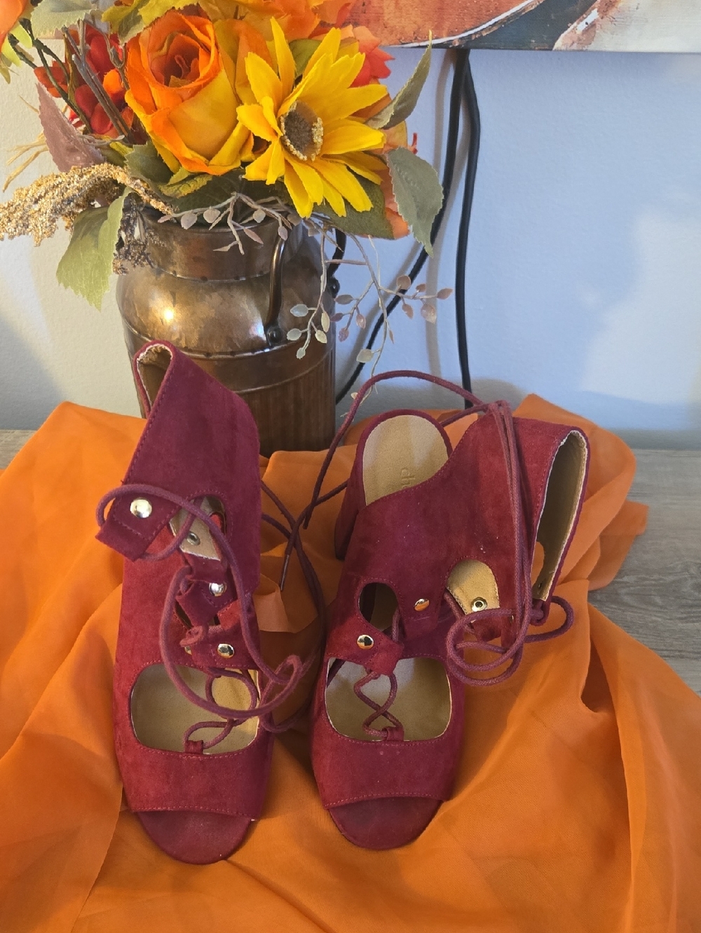 Women’s Suede Lace-Up Peep Toe Heels in Burgundy